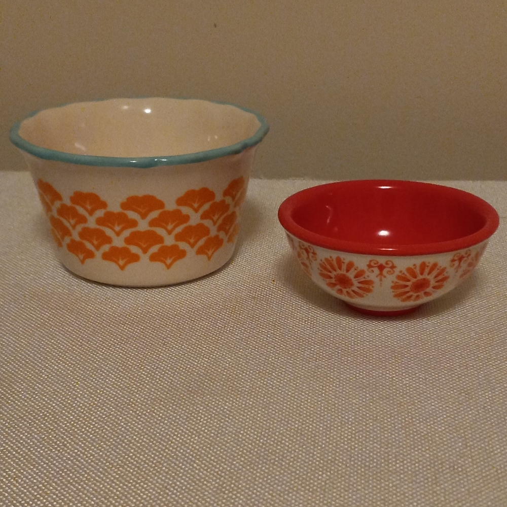 Pair of Pioneer Woman Ramekin Small Dessert Baking Dishes